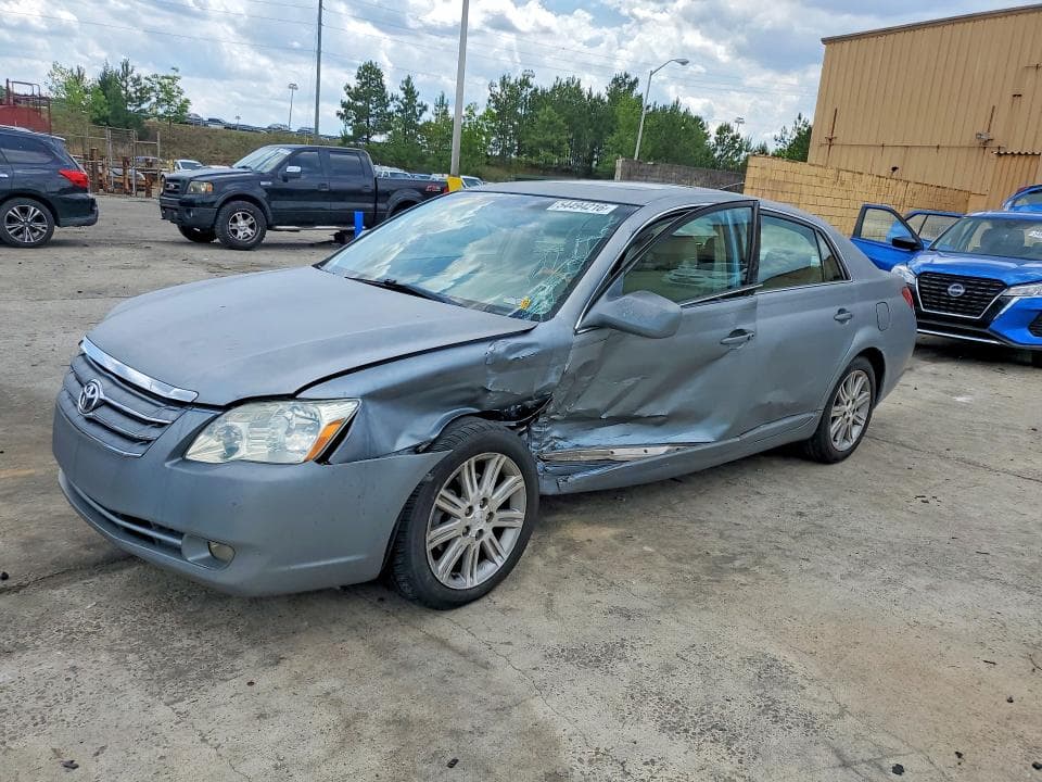 2005 Toyota Avalon Limited