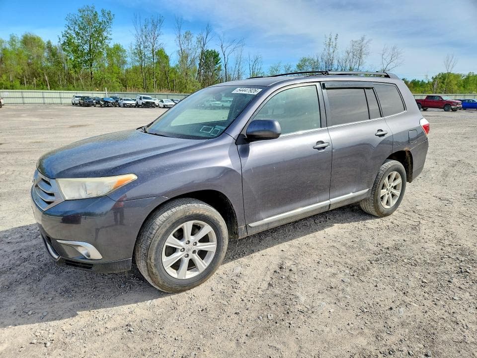 2011 Toyota Highlander SE