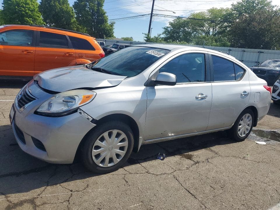 2012 Nissan Versa 1.6 S
