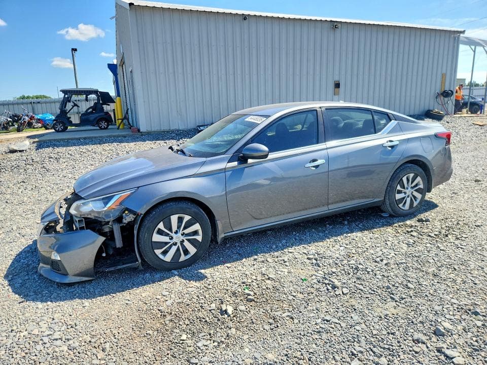 2019 Nissan Altima S
