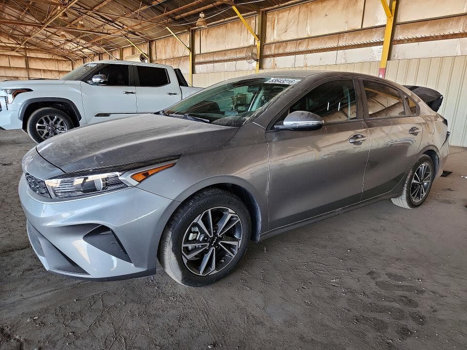 2023 KIA Forte LXS