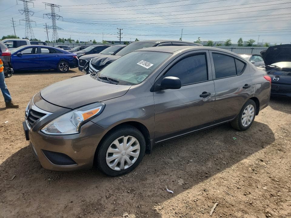 2015 Nissan Versa 1.6 S Plus