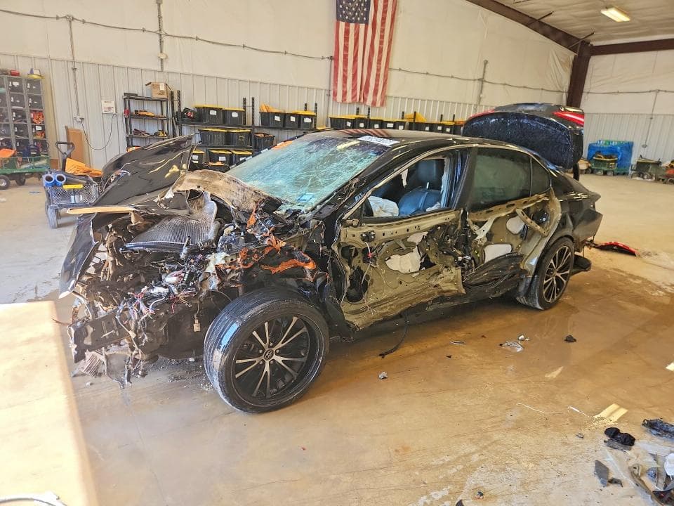 2019 Toyota Camry SE