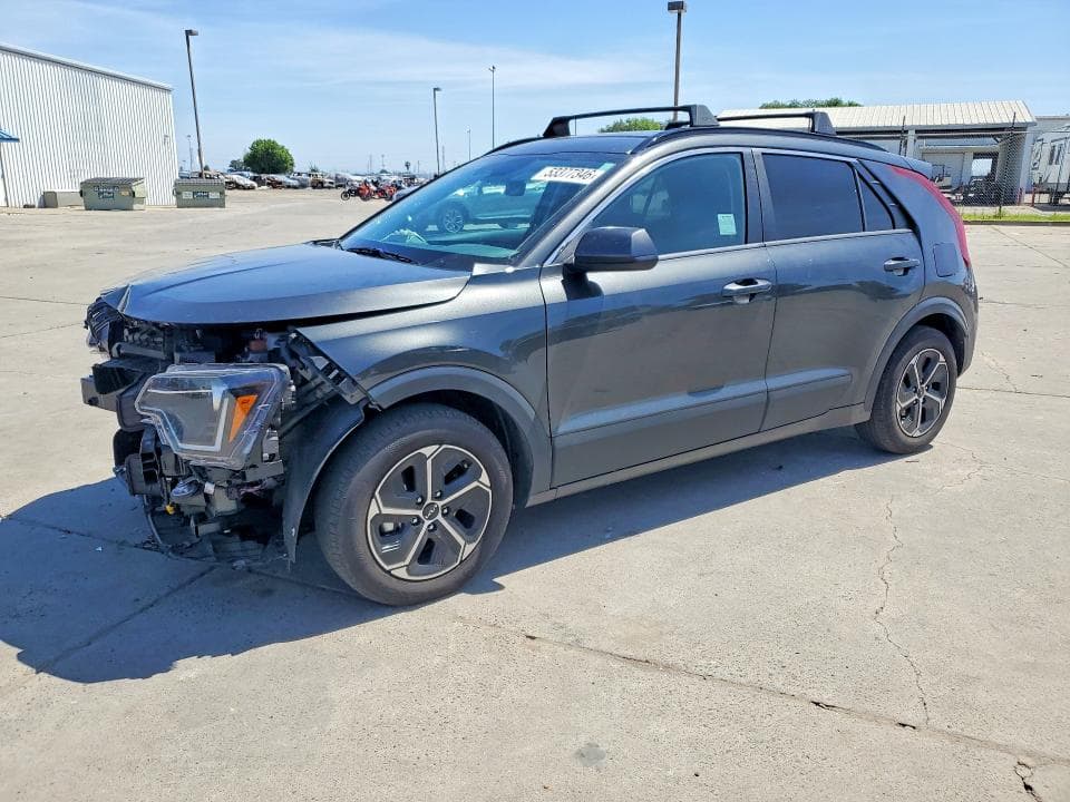 2025 KIA Niro LX