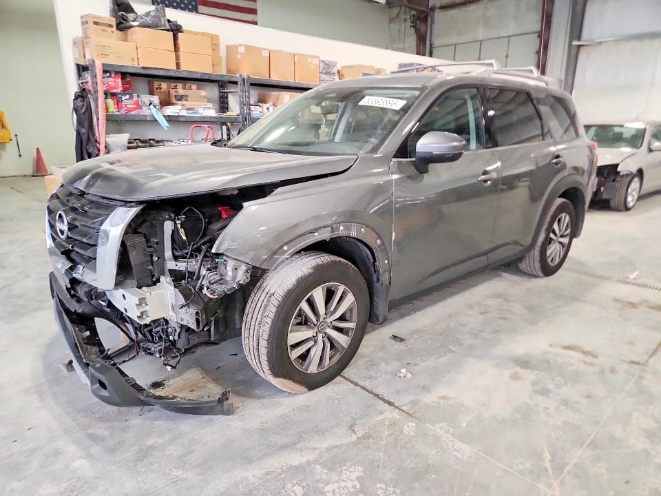 2023 Nissan Pathfinder SL