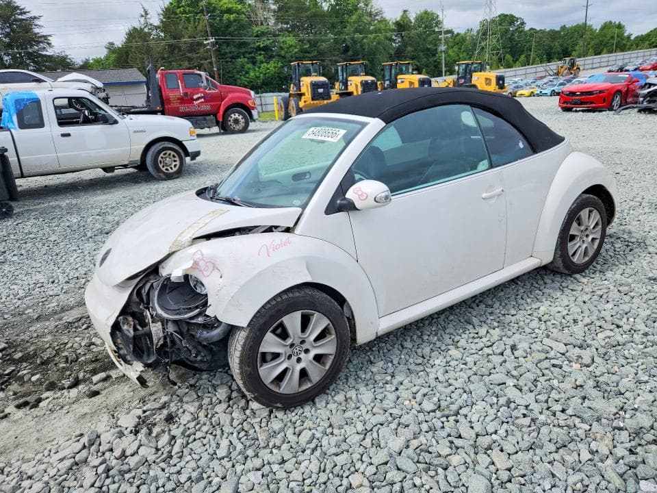 2009 Volkswagen NEW Beetle S