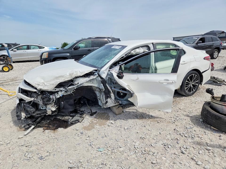 2018 Toyota Camry SE