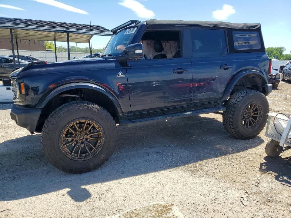 2021 Ford Bronco Base