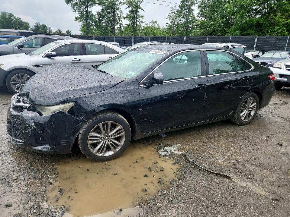 2015 Toyota Camry SE