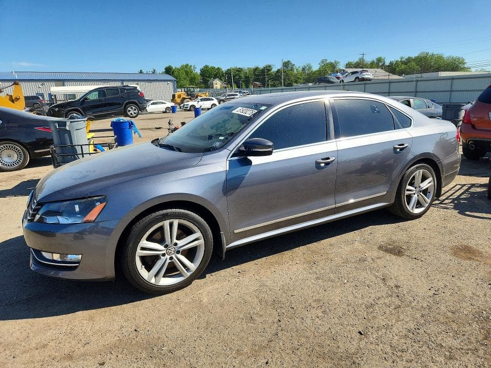 2014 Volkswagen Passat SEL