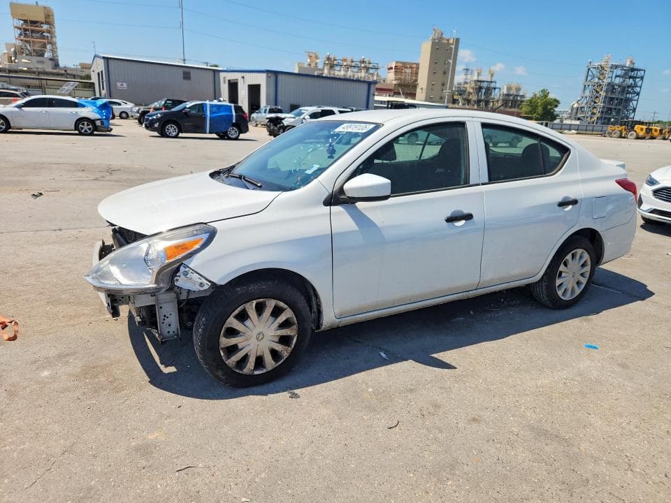 2018 Nissan Versa S Plus