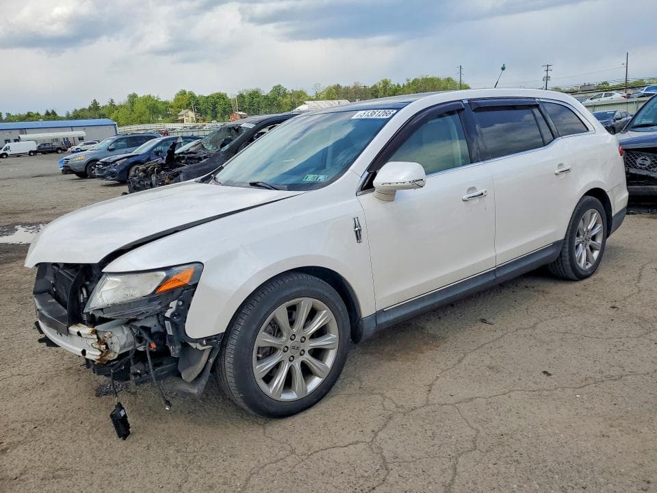 2017 Lincoln MKT