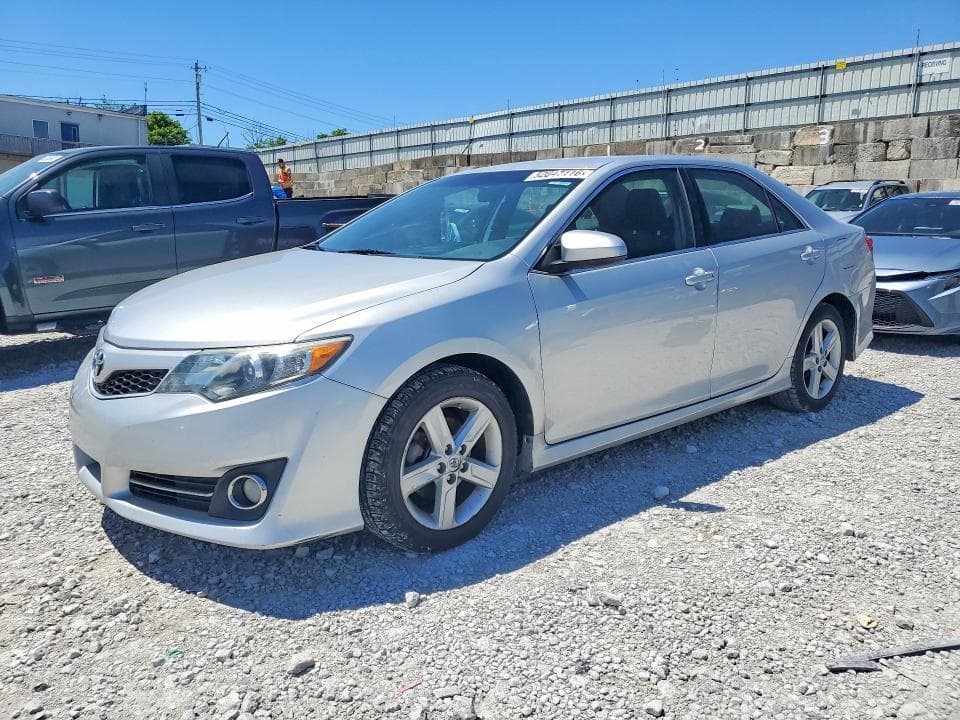 2013 Toyota Camry SE