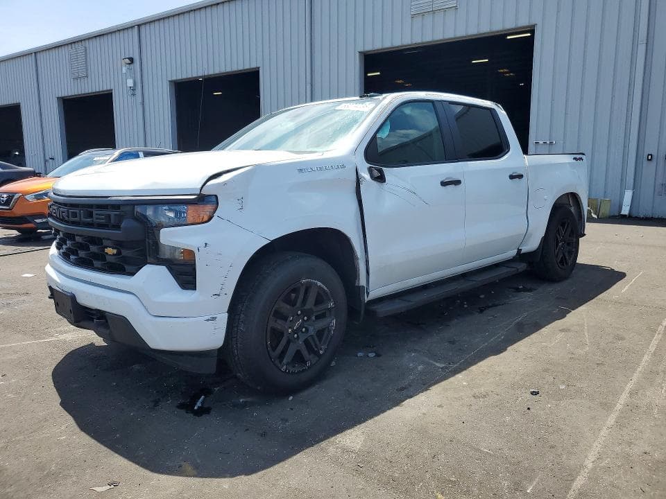 2023 Chevrolet Silverado K1500 Custom