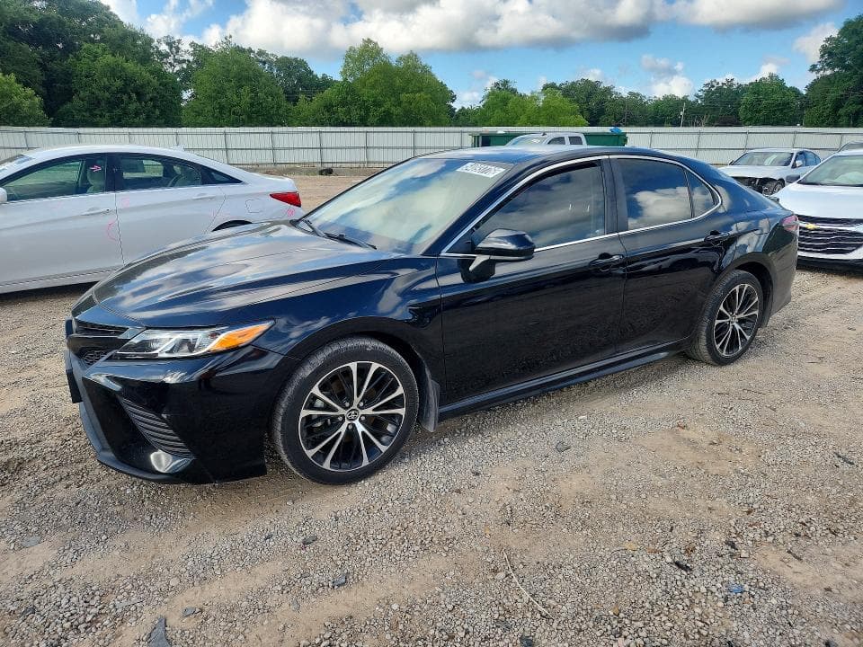 2019 Toyota Camry SE