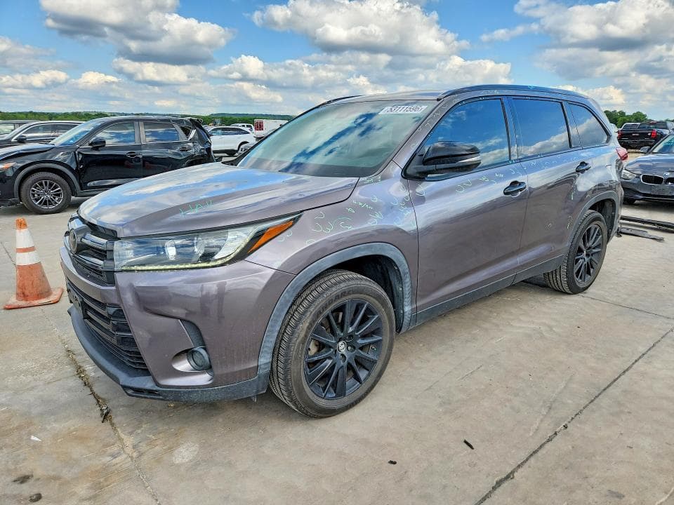 2019 Toyota Highlander SE
