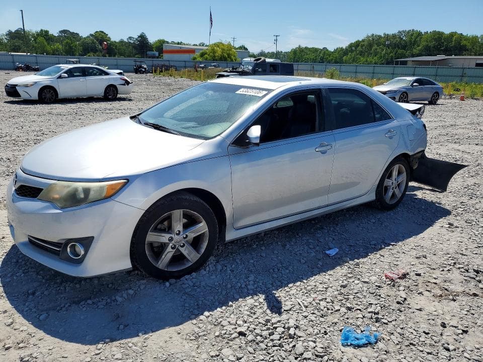 2014 Toyota Camry SE