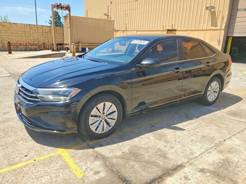 2019 Volkswagen Jetta 4D 1.4T E-Line