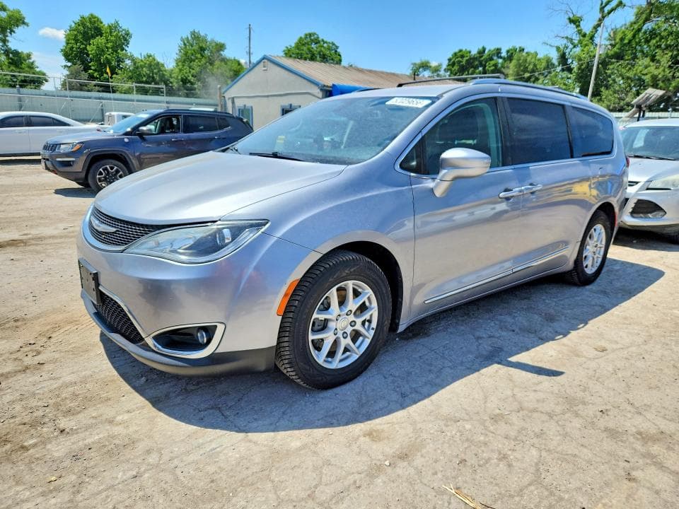 2020 Chrysler Pacifica Touring L