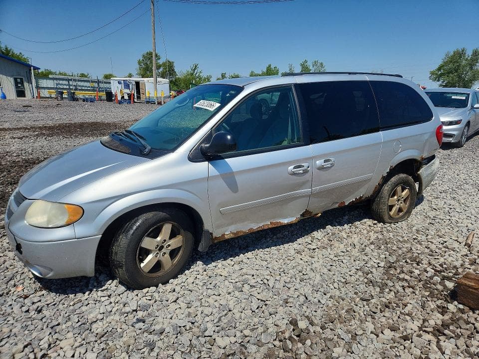 2005 Dodge Grand Caravan SXT