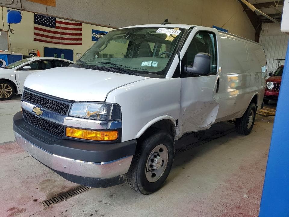 2022 Chevrolet Express G2500