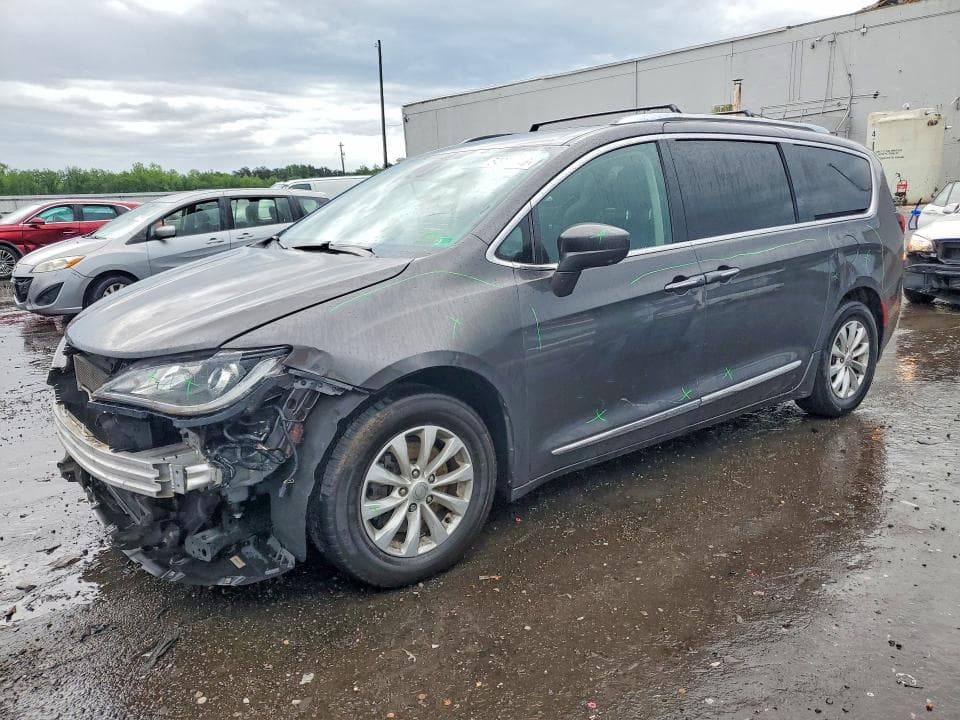 2019 Chrysler Pacifica Touring L