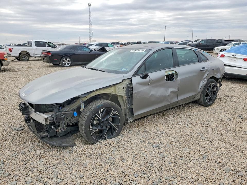 2025 KIA K5 GT Line