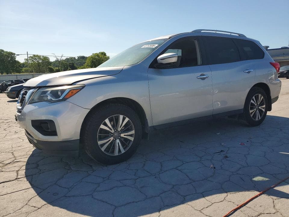 2017 Nissan Pathfinder SL