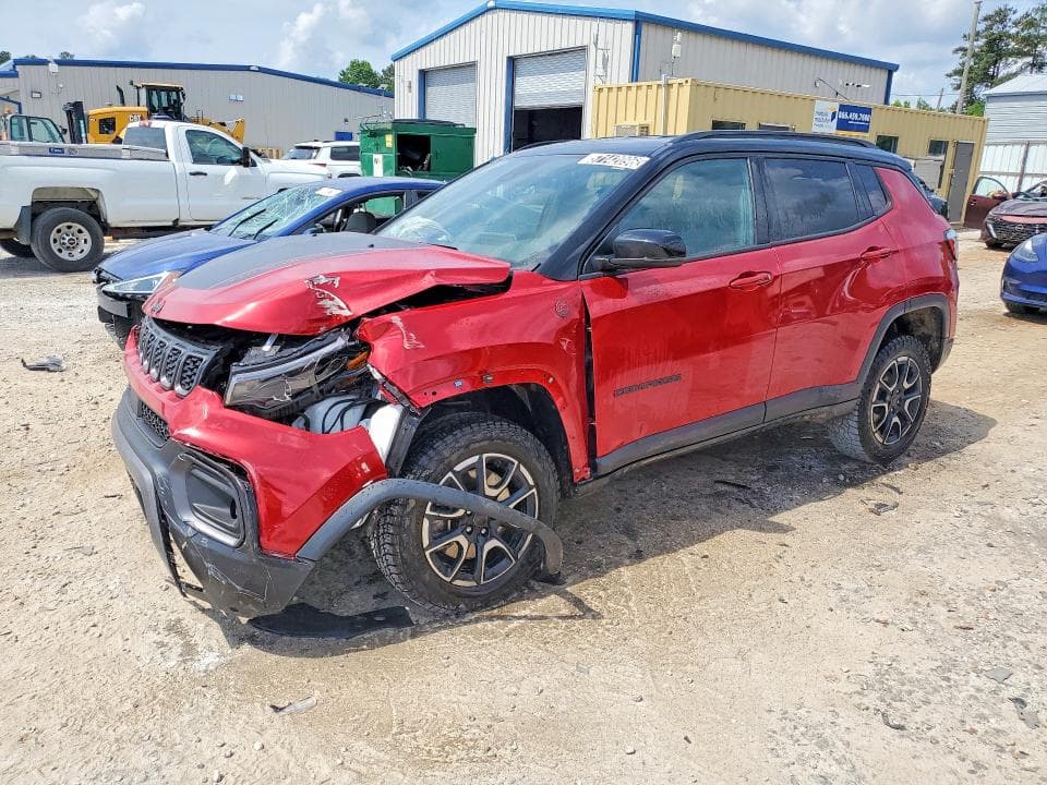 2025 Jeep Compass Trailhawk