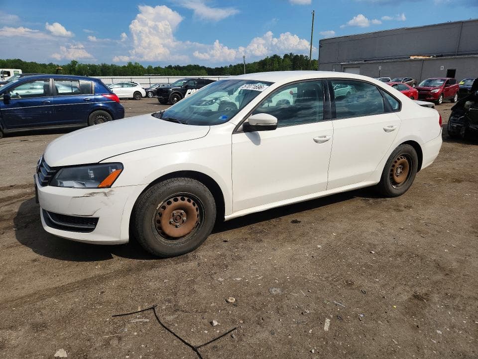 2014 Volkswagen Passat S