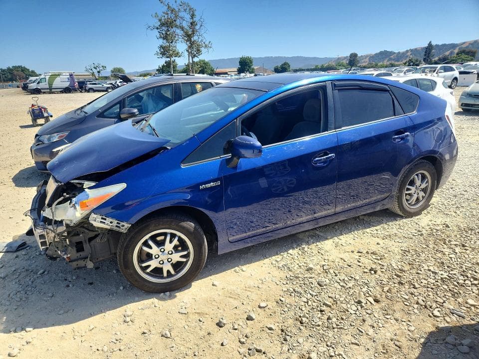 2010 Toyota Prius III
