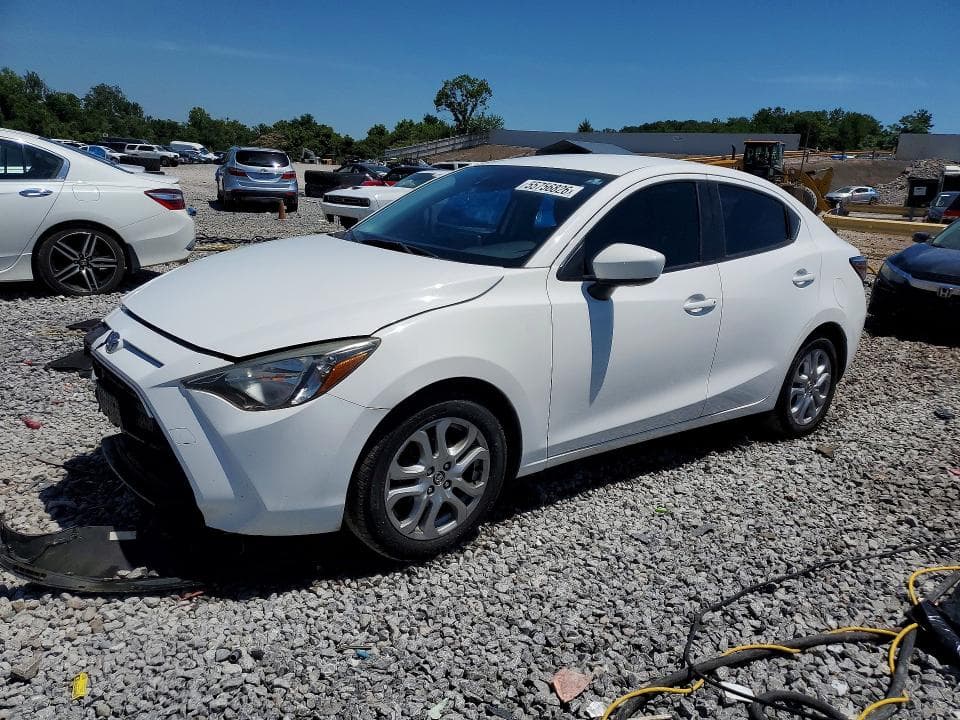 2018 Toyota Yaris IA Base