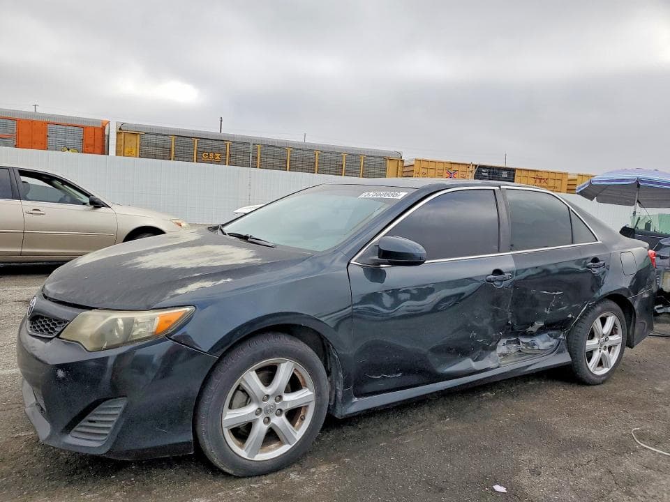 2014 Toyota Camry SE Sport