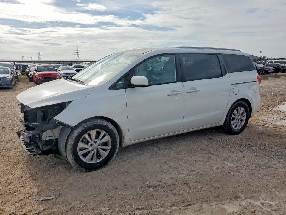 2015 KIA Sedona LX