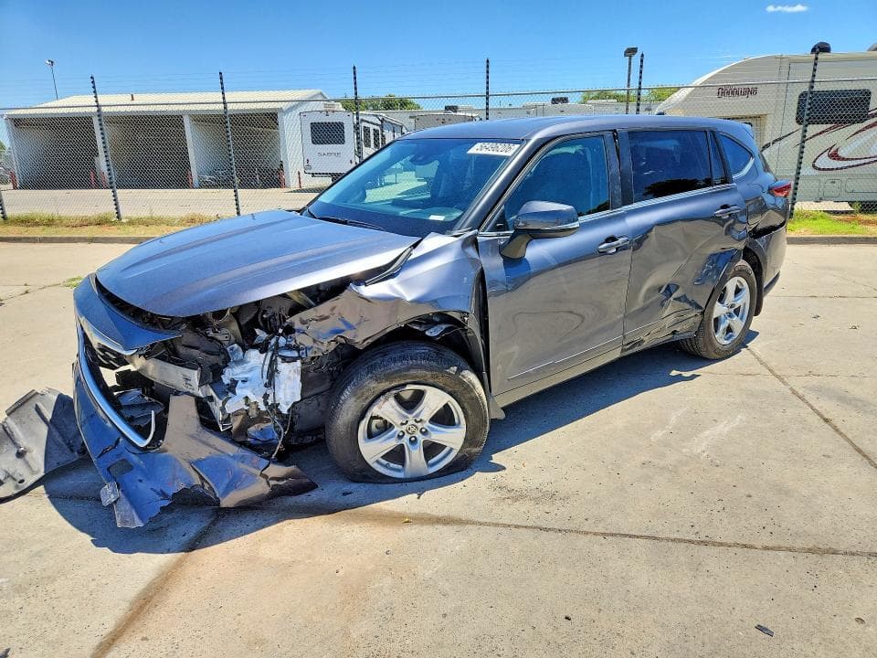 2023 Toyota Highlander LE
