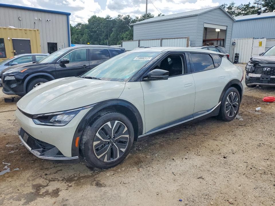 2023 KIA EV6 Wind