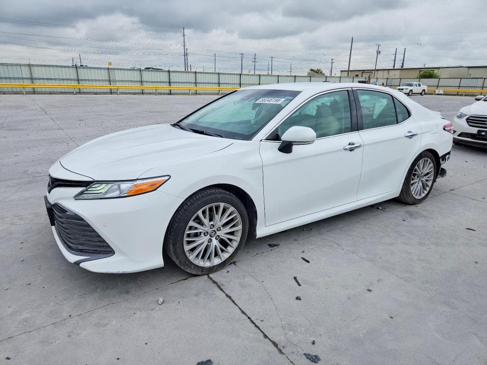 2018 Toyota Camry XLE