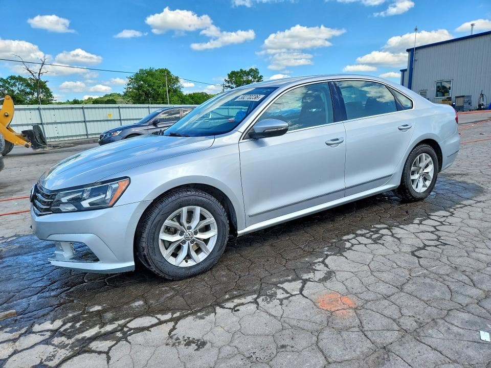 2016 Volkswagen Passat S
