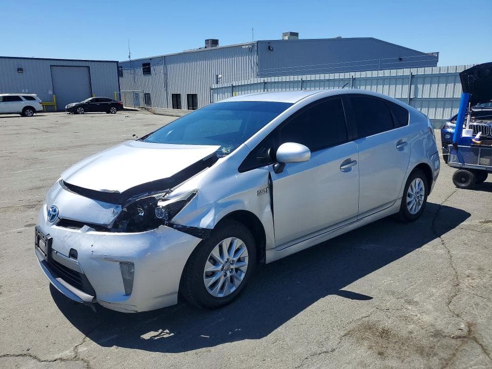 2013 Toyota Prius Plug-In Hybrid Base