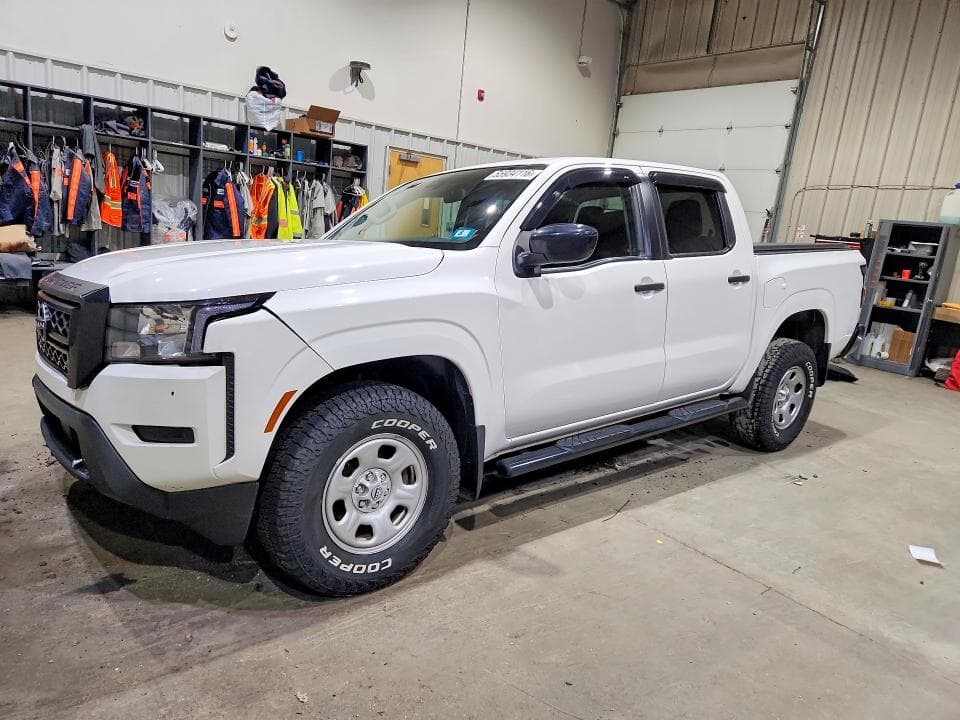 2022 Nissan Frontier S