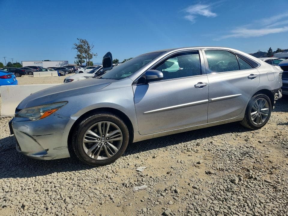 2015 Toyota Camry SE