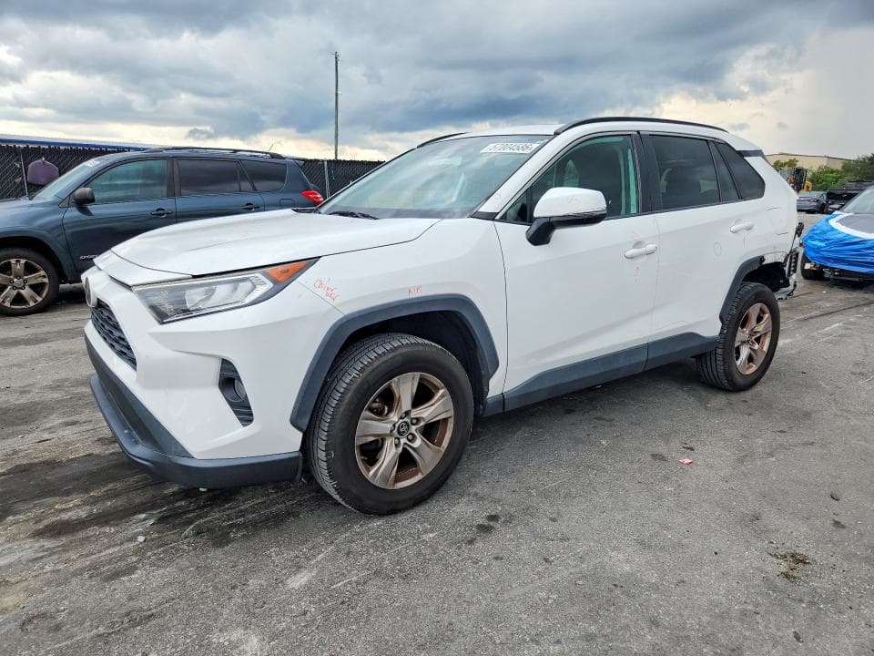 2019 Toyota RAV4 XLE
