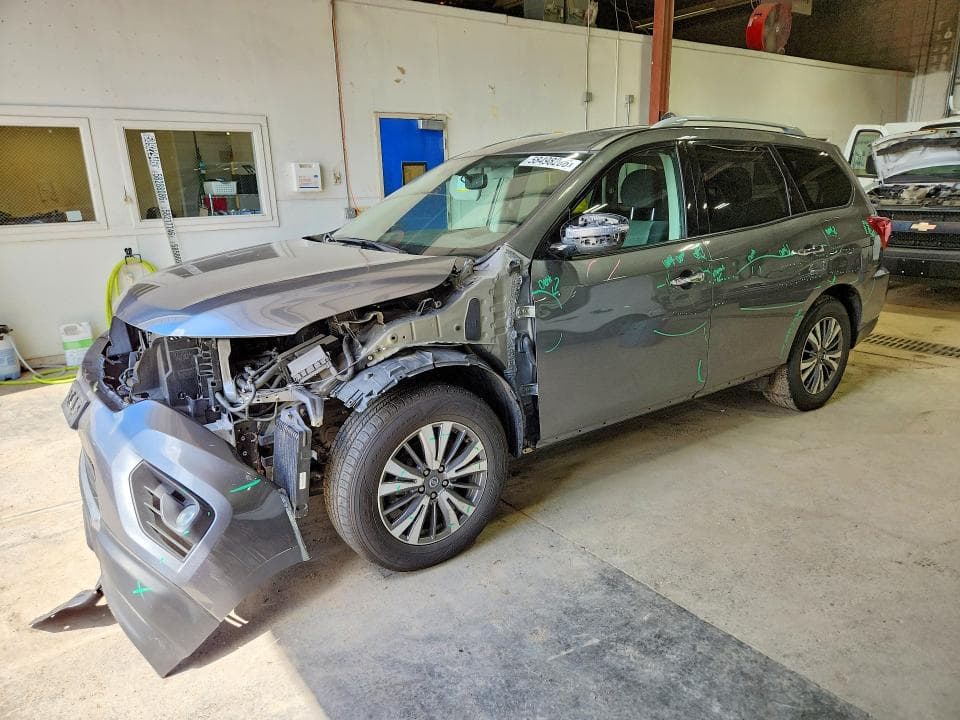 2019 Nissan Pathfinder SV