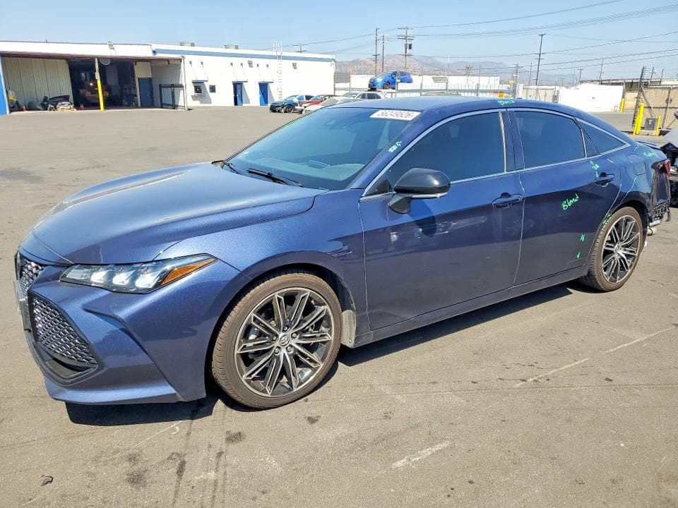 2019 Toyota Avalon XSE