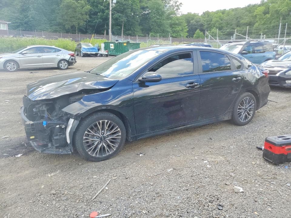 2023 KIA Forte GT Line