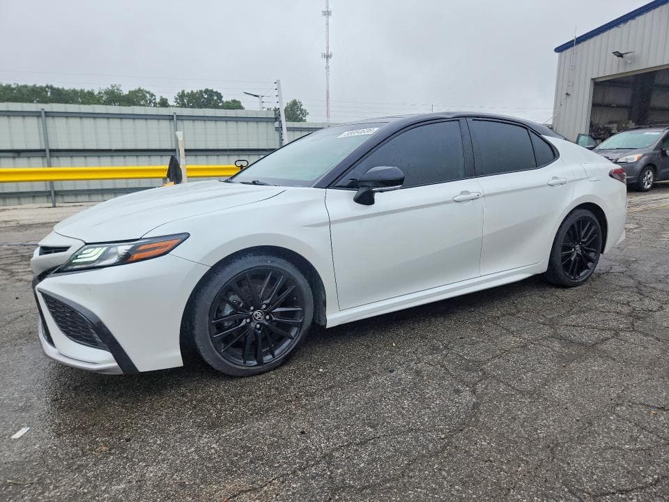 2022 Toyota Camry XSE V6
