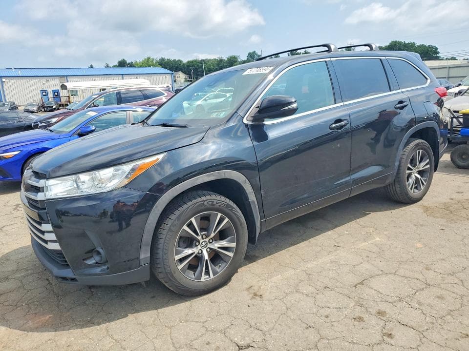 2018 Toyota Highlander LE