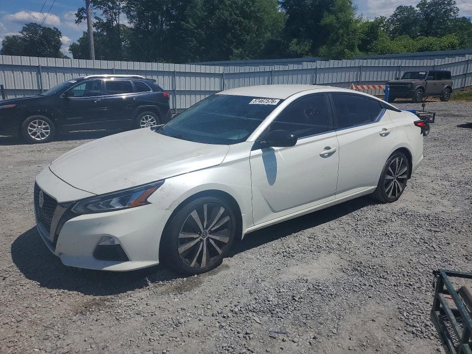 2020 Nissan Altima SR