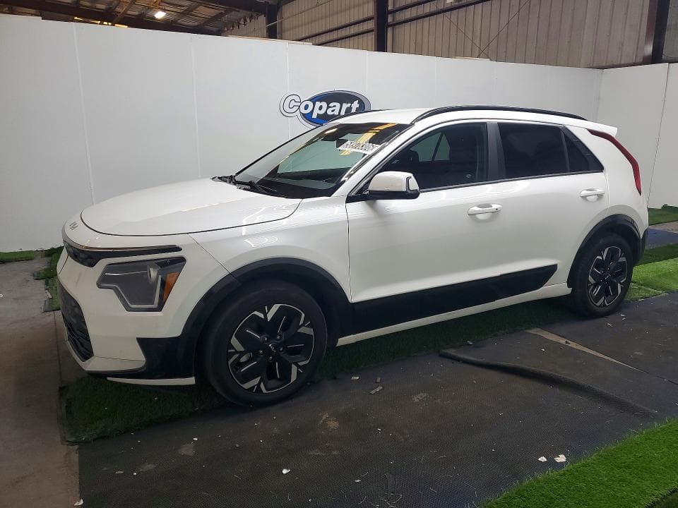 2023 KIA Niro Wind