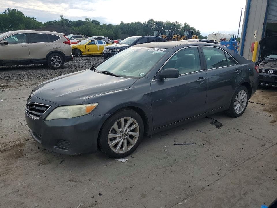 2010 Toyota Camry LE